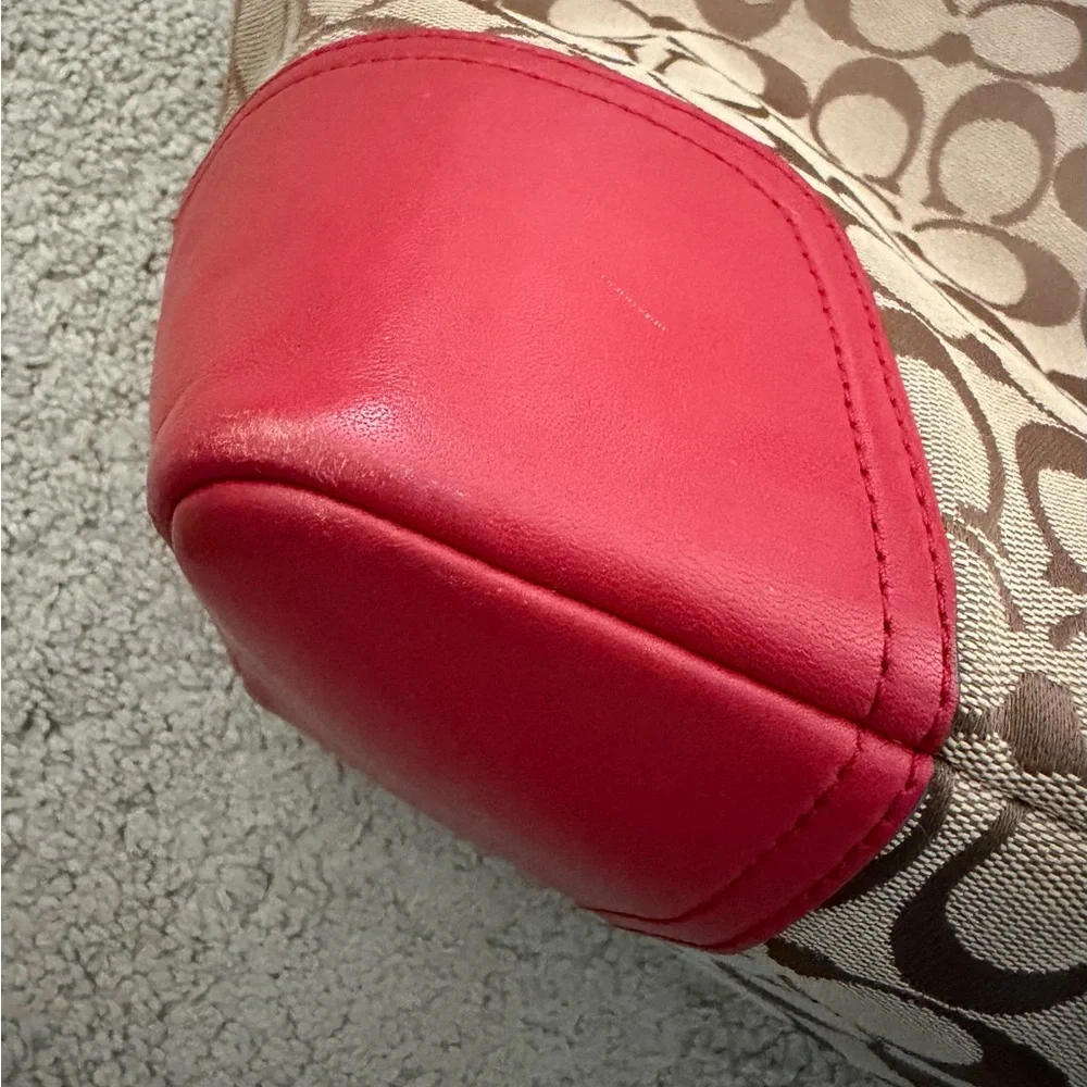 Coach Purse - Picture 11 of 11